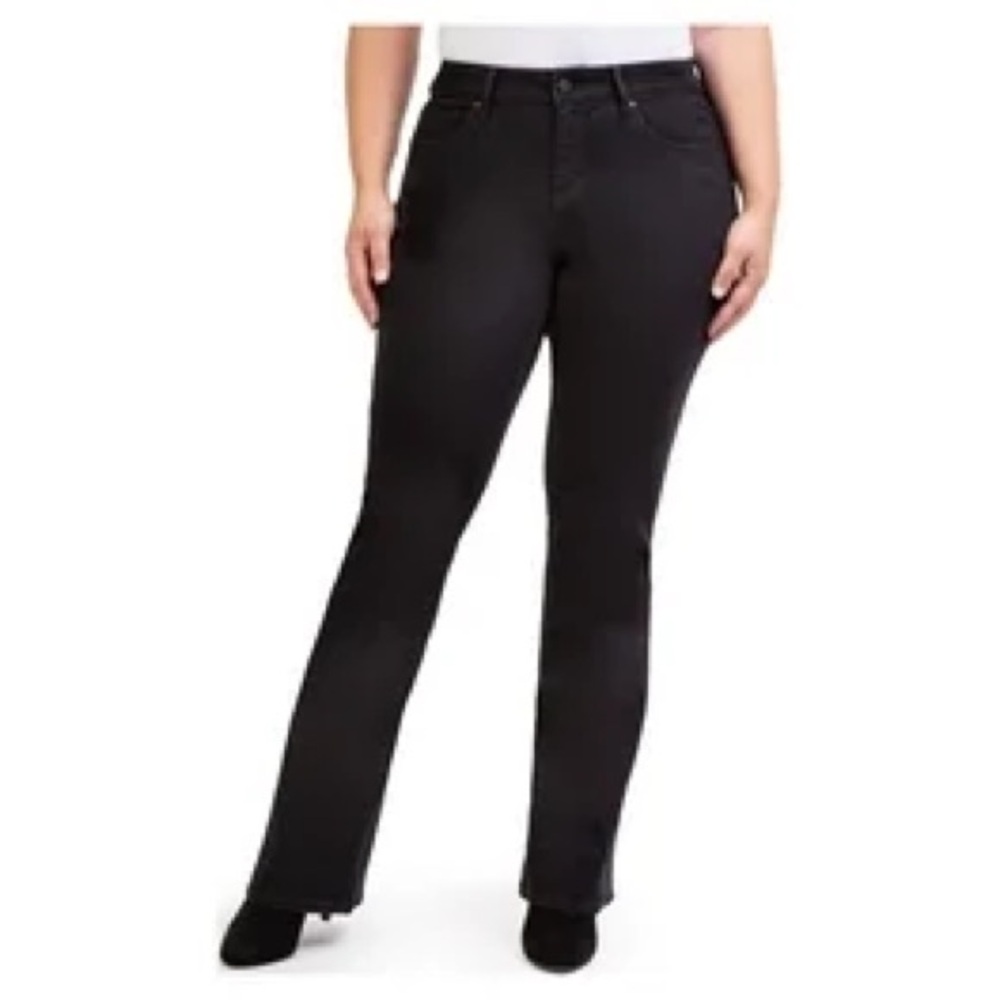 Bandolino Black Lisbeth Mid Rise Curvy Skinny Jeans - Size 14